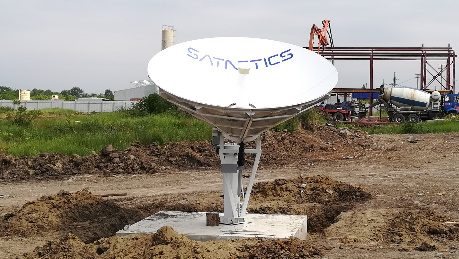 Íà ÐÖÓÑ Satnetics óñòàíîâëåíà ïåðâàÿ àíòåííà Íà ÐÖÓÑ Satnetics óñòàíîâëåíà ïåðâàÿ àíòåííà